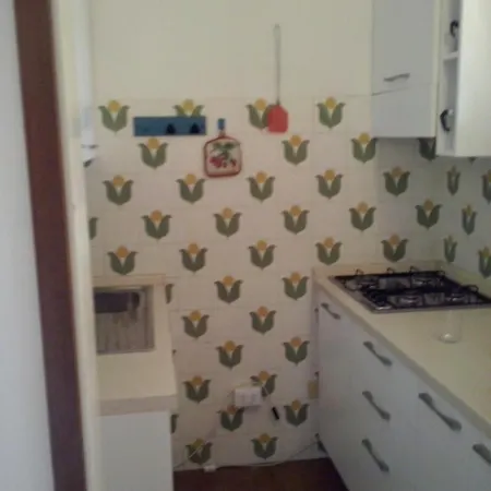 Adorable Surrounded By Garden 650m From The Sea ביביונה