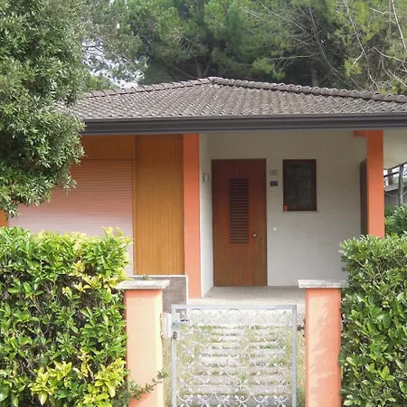 Apartman Adorable Surrounded By Garden 650m From The Sea *