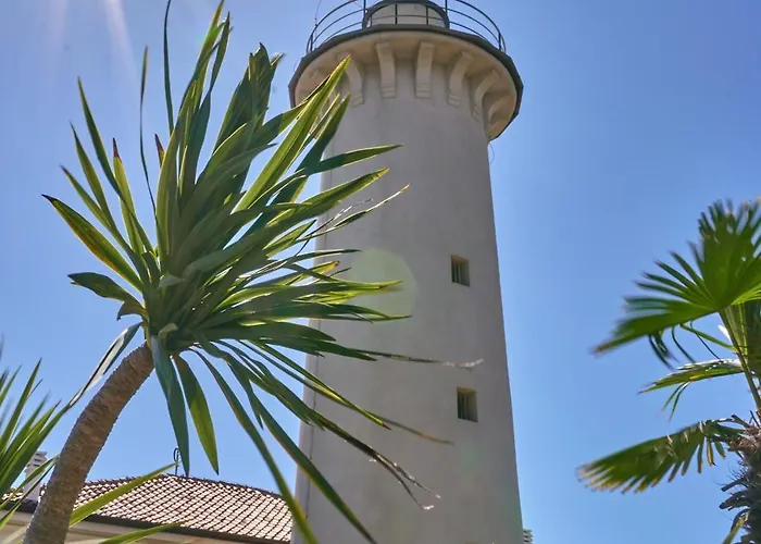 Adorable Surrounded By Garden 650m From The Sea * 比比翁